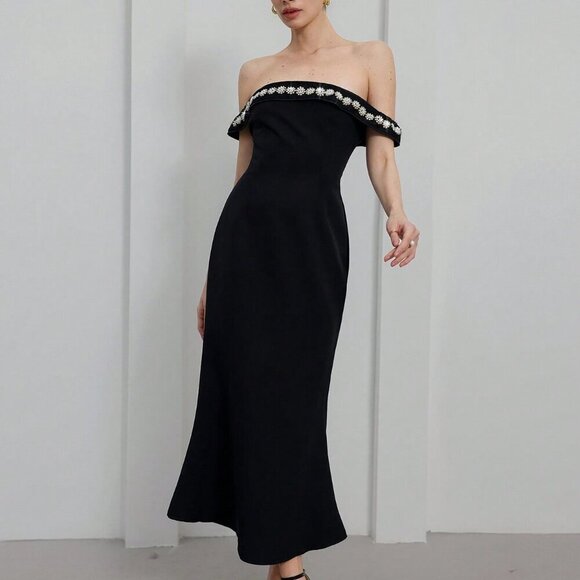 Black Elegant Women's High-End Long Dress With Beaded Off Shoulder - Picture 3 of 6